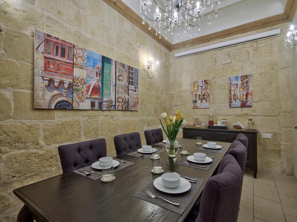 Julesy'S Bnb Cospicua Kültér fotó